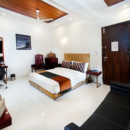 Raj Residency Hotel Bangalore Bagian luar foto